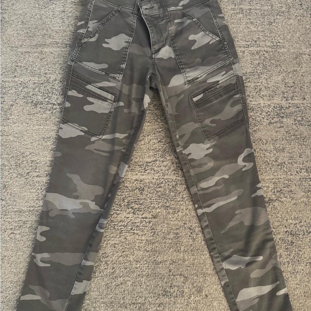 Democracy Gray Camo Skinny Jeans